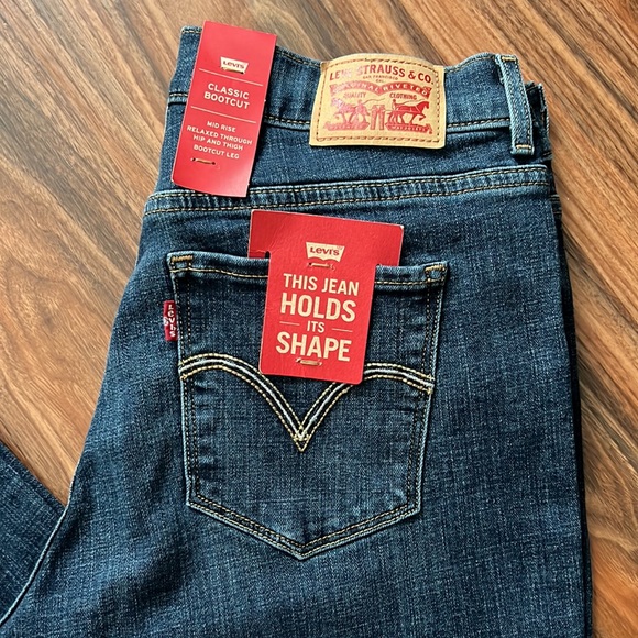 Levi’s Classic Bootcut, 28x32 - Picture 12 of 16